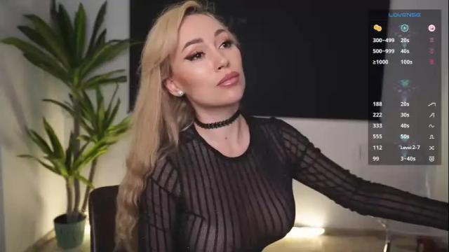 Image 2 of vanessa_de_ville Stream on Chaturbate on 12 days ago