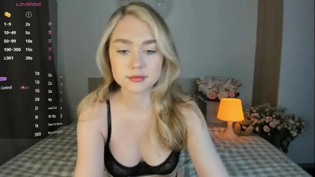 Thumbnail 1, vanessa_maes's Stream at Chaturbate, 2 months ago