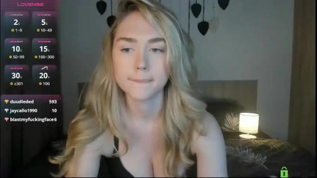 Thumbnail 1, vanessa_maes's Stream at Chaturbate, 2 months ago