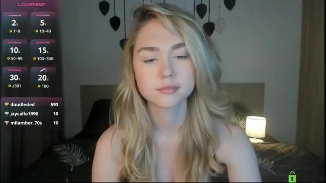 Image 3 of vanessa_maes Stream on Chaturbate on 2 months ago