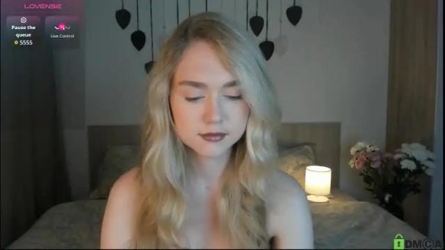 Image 3 of vanessa_maes Stream on Chaturbate on 2 months ago
