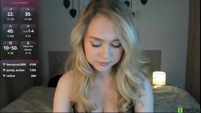 Image 11 of vanessa_maes Stream on Chaturbate on 2 months ago