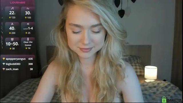 Image 3 of vanessa_maes Stream on Chaturbate on 2 months ago