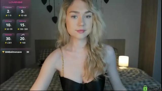 Image 4 of vanessa_maes Stream on Chaturbate on 2 months ago