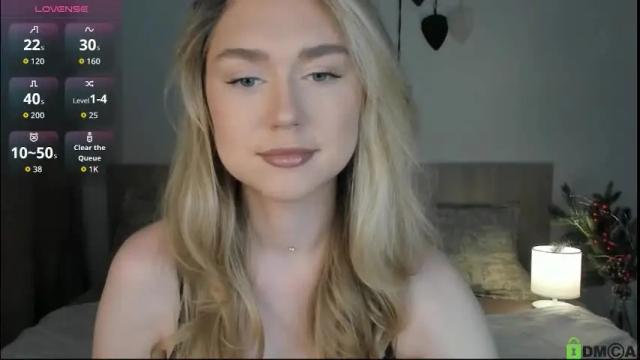 Image 2 of vanessa_maes Stream on Chaturbate on 1 month ago