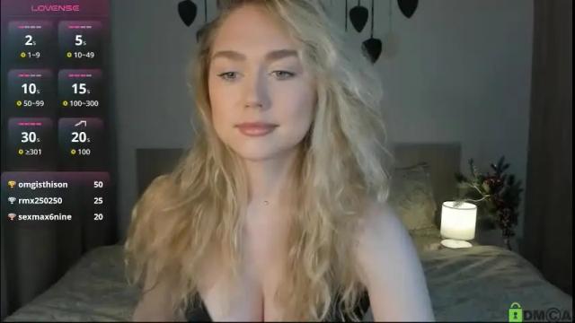 Image 10 of vanessa_maes Stream on Chaturbate on 1 month ago
