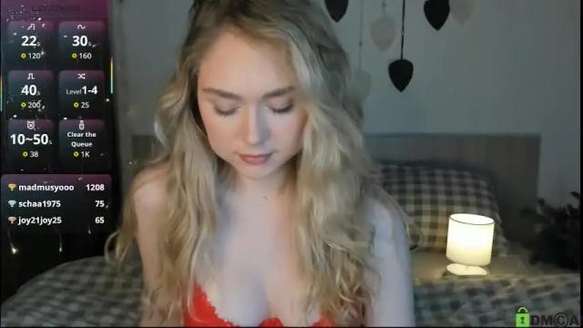 Image 12 of vanessa_maes Stream on Chaturbate on 12 days ago