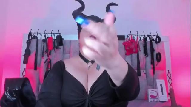 Image 11 of vanessa_moka Stream on Chaturbate on 1 month ago