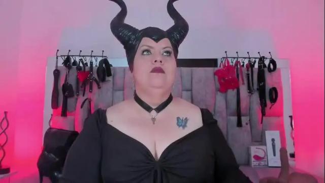 Image 12 of vanessa_moka Stream on Chaturbate on 10 days ago