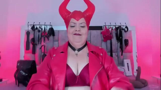 Image 4 of vanessa_moka Stream on Chaturbate on 2 days ago