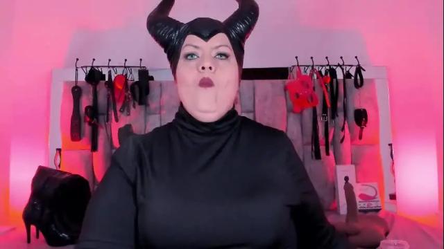 Image 7 of vanessa_moka Stream on Chaturbate on 2 months ago