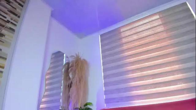 Image 4 of vanessa_novvoa Stream on Chaturbate on 1 month ago