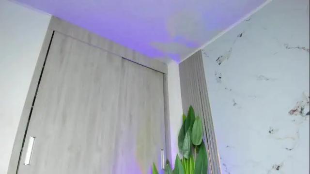 Image 2 of vanessa_novvoa Stream on Chaturbate on 1 month ago