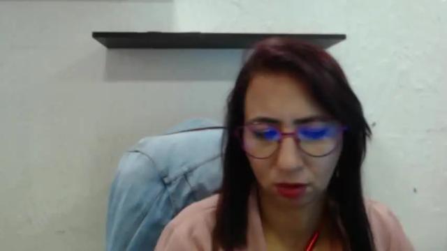 Image 12 of vanessa_olson Stream on Chaturbate on 23 months ago
