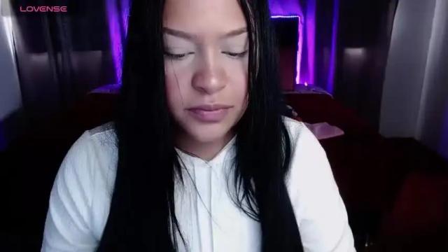 Image 11 of vanessa_rs Stream on Chaturbate on 14 months ago
