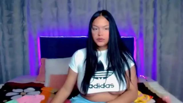 Image 10 of vanessa_rs Stream on Chaturbate on 14 months ago