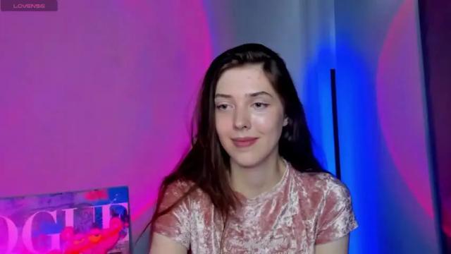 Image 7 of vanessa_walters Stream on Chaturbate on 14 months ago
