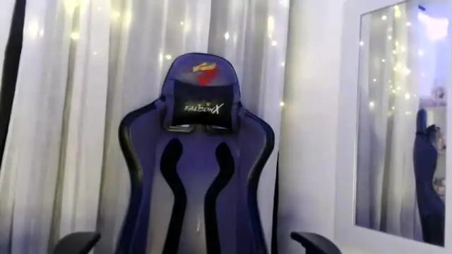Image 6 of vanessa_wead Stream on Chaturbate on 13 months ago