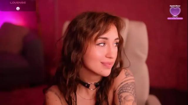 Image 3 of vanessaawhite Stream on Chaturbate on 2 months ago