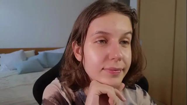 Image 3 of vanessabayer Stream on Chaturbate on 1 month ago