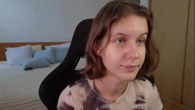 Image 8 of vanessabayer Stream on Chaturbate on 1 month ago