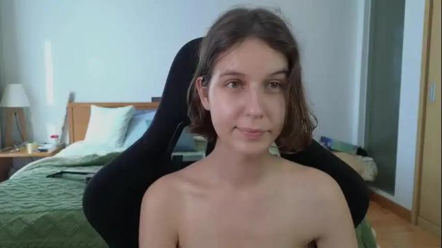 Image 8 of vanessabayer Stream on Chaturbate on 4 months ago