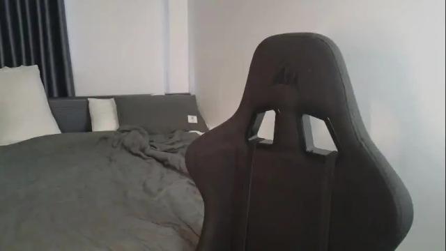 Image 3 of vanessabayer Stream on Chaturbate on 3 months ago