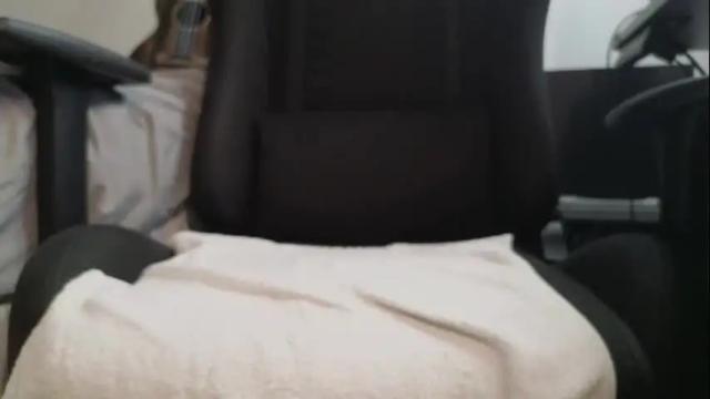 Image 10 of vanessabayer Stream on Chaturbate on 3 months ago