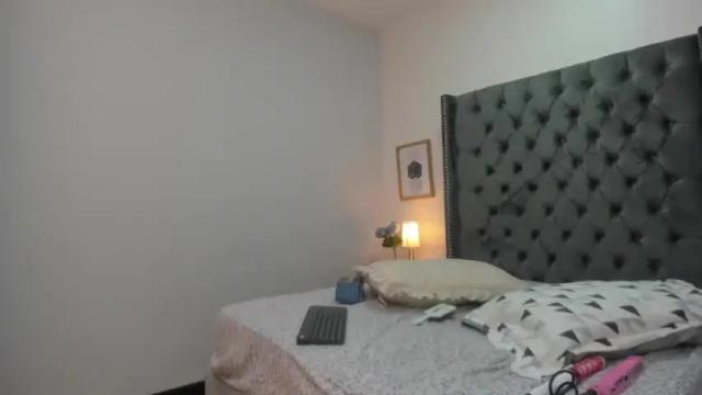 Image 6 of vanessajoi Stream on Chaturbate on 19 months ago