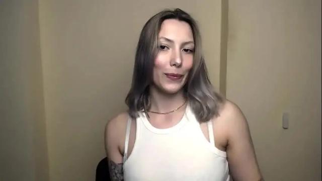 Image 2 of vanessakim_ Stream on Chaturbate on 8 months ago