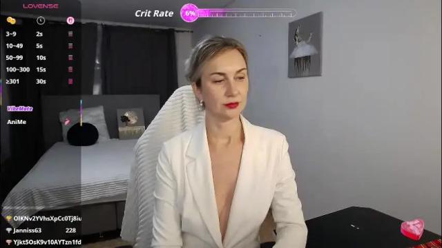 Image 4 of vanessakleiner Stream on Chaturbate on 1 month ago