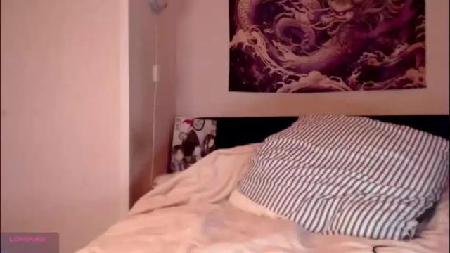 Image 10 of vanessalincum Stream on Chaturbate on 2 months ago