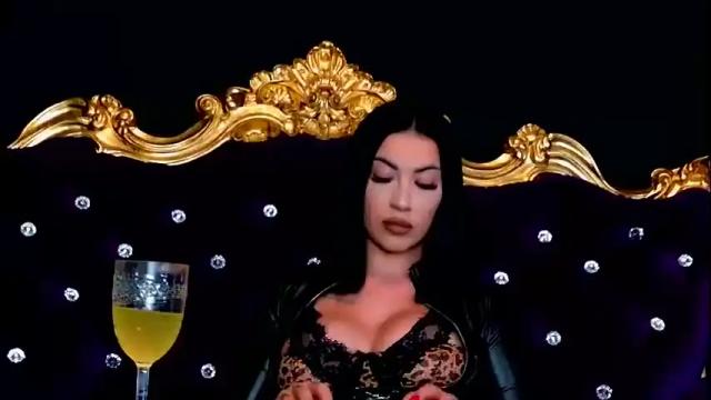 Image 11 of vanessamorningstar1 Stream on Chaturbate on 3 months ago