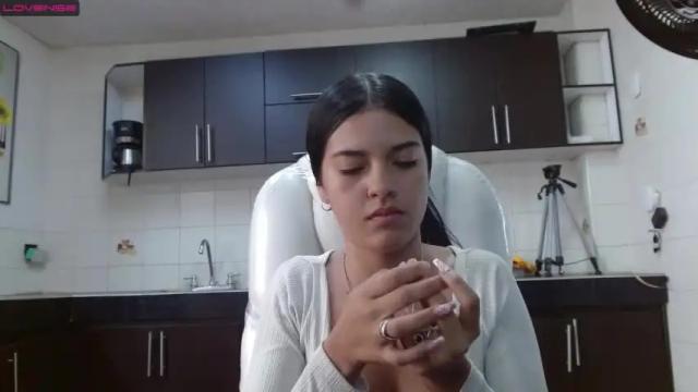Image 2 of vanessapatterson Stream on Chaturbate on 15 months ago