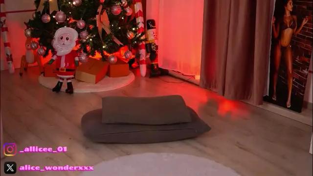 Image 4 of vanessasimon Stream on Chaturbate on 29 days ago