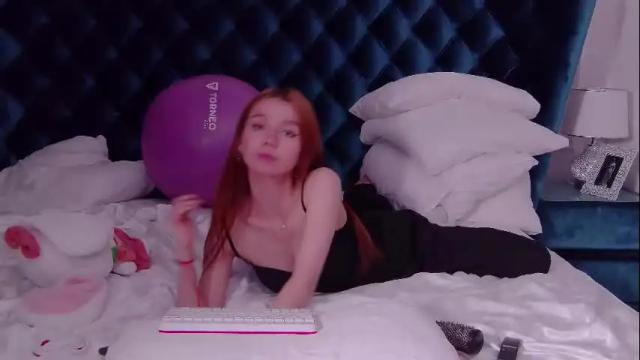 Image 4 of vanessavien Stream on Chaturbate on 1 month ago