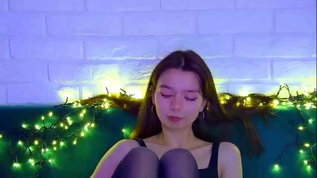 Image 11 of vanessavien Stream on Chaturbate on 11 days ago