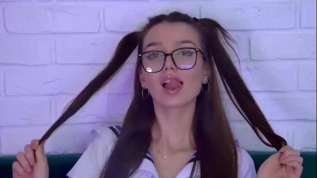 Image 8 of vanessavien Stream on Chaturbate on 2 days ago