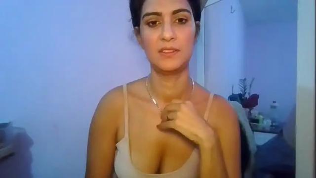 Image 4 of vanessinhamike Stream on Chaturbate on 20 months ago