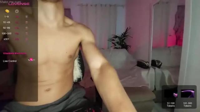 Image 10 of vanessinhamike Stream on Chaturbate on 19 months ago