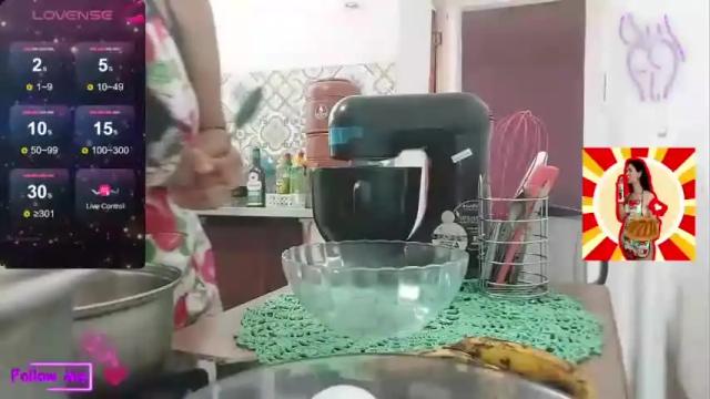 Image 2 of vanessinhamike Stream on Chaturbate on 18 months ago