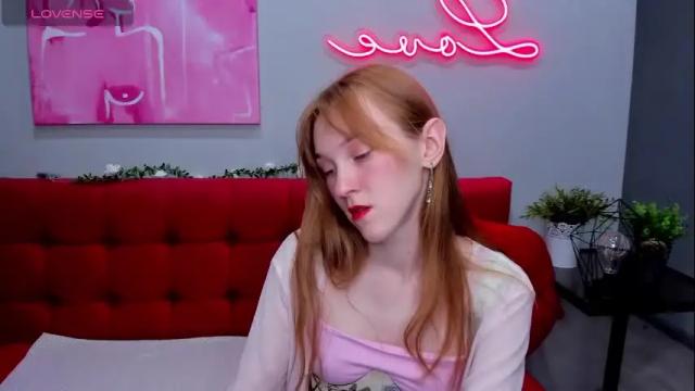 Image 8 of vanillakelly Stream on Chaturbate on 24 days ago