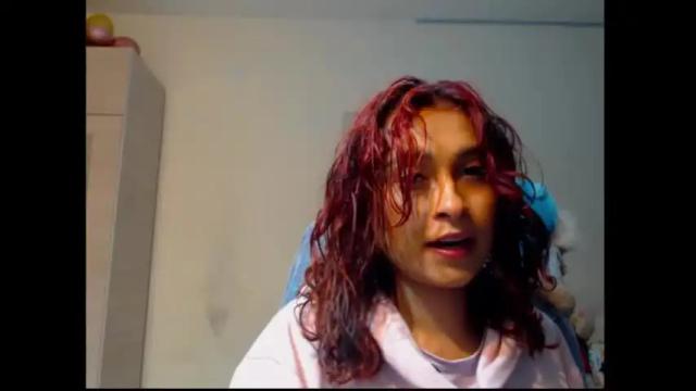 Image 4 of vanna_balloons Stream on Chaturbate on 21 months ago