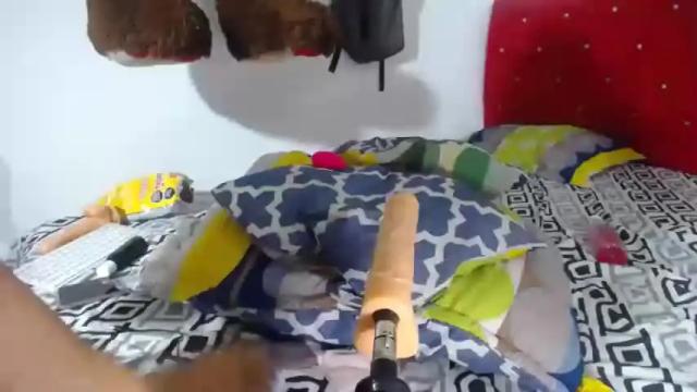 Image 12 of vanneloope Stream on Chaturbate on 15 months ago