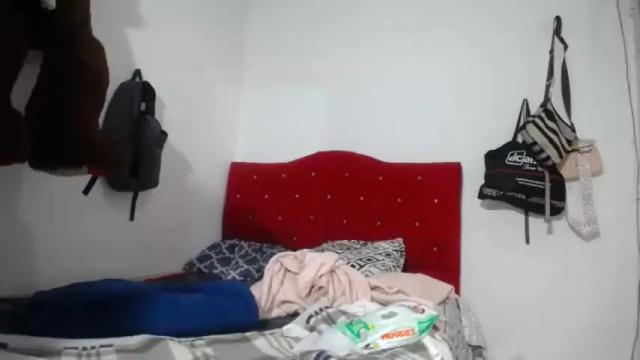 Image 7 of vanneloope Stream on Chaturbate on 15 months ago