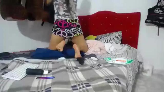 Image 8 of vanneloope Stream on Chaturbate on 15 months ago