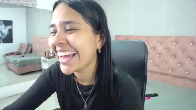 Image 4 of vannelope098 Stream on Chaturbate on 13 months ago