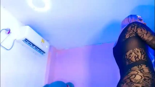 Image 2 of vannesa01 Stream on Chaturbate on 14 days ago