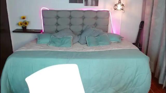Image 3 of vannesweet_ Stream on Chaturbate on 1 month ago