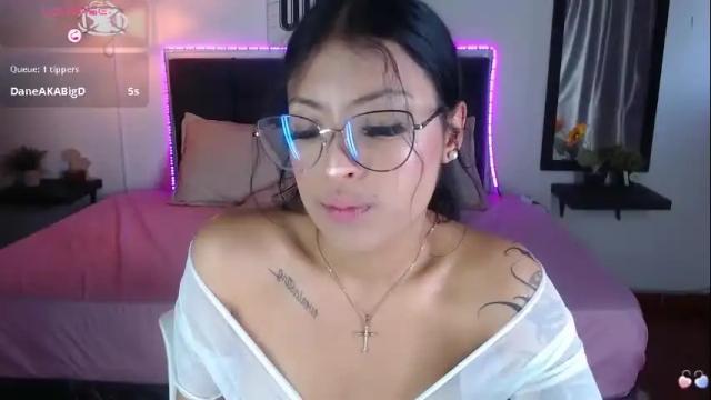 Image 11 of vannesweet_ Stream on Chaturbate on 1 month ago